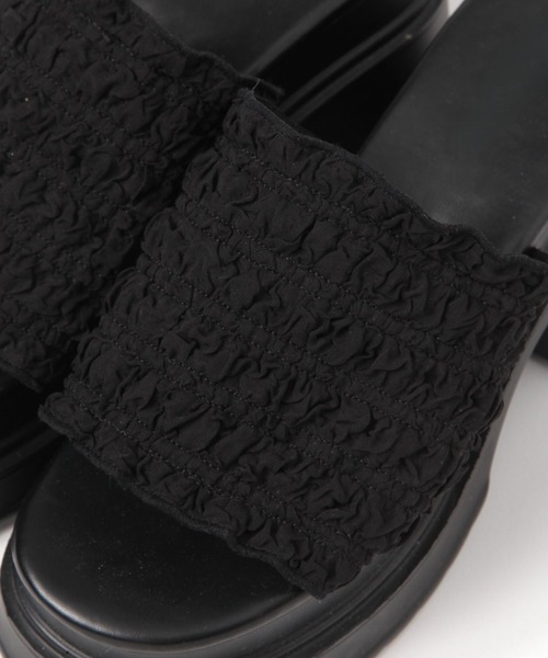 3.3 Field Trip (3.3フィールドトリップ)の「3.3 Field Trip/ギャザー厚底サンダル(サンダル・レディース・アイボリー/ブラック・SMALL/MEDIUM/LARGE)」の18枚目の写真