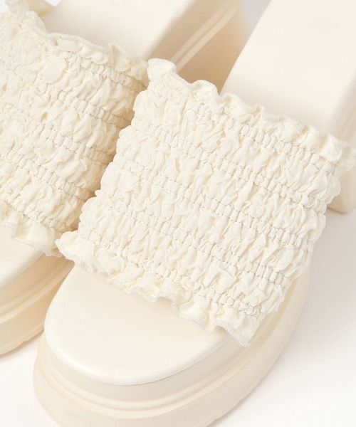 3.3 Field Trip (3.3フィールドトリップ)の「3.3 Field Trip/ギャザー厚底サンダル(サンダル・レディース・アイボリー/ブラック・SMALL/MEDIUM/LARGE)」の21枚目の写真