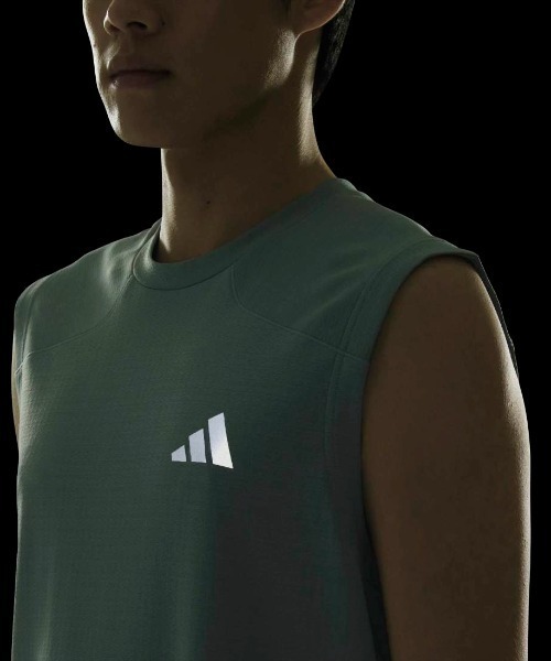adidas（アディダス）の「アディダス adidas クール タッチ レギュラーフィット ステルス スリーバー ノースリーブ Tシャツ（Tシャツ/カットソー・メンズ・ブラック/ブルー/グリーン・S/M/L/LL/3L）」の12枚目の写真