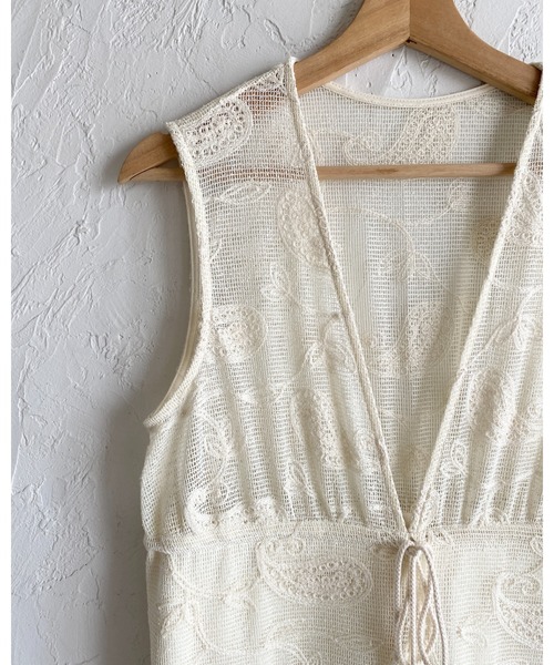 She's Closet(シーズクローゼット)の「刺繍レース 深Vネック ノースリーブ オールインワンワイドパンツ サロペット(サロペット/オーバーオール・レディース・アイボリー/ブラック・FREE)」の8枚目の写真