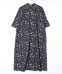 コットンプリント衿ぐりタックワンピース