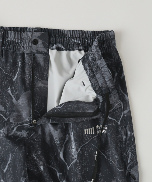 EDIFICE（エディフィス）の「CLUBHAUS / Dynamic Range (クラブハウス) Warm UP パンツ（その他パンツ・メンズ・ブラック/チャコールグレー・MEDIUM/LARGE/X-LARGE）」の18枚目の写真