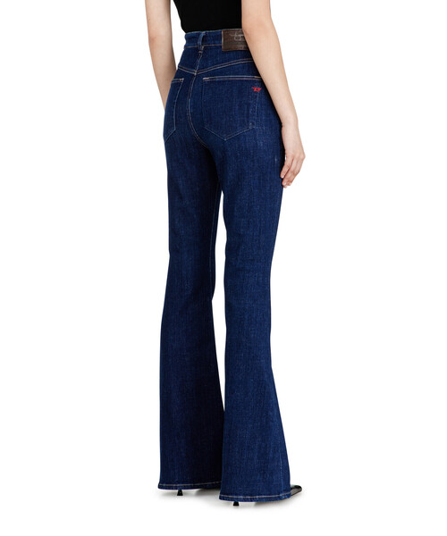 DIESEL(ディーゼル)の「ウィメンズ デニムパンツ 1973 D-PARTT(デニムパンツ・レディース・インディゴブルー・25inch/23inch/27inch)」の2枚目の写真