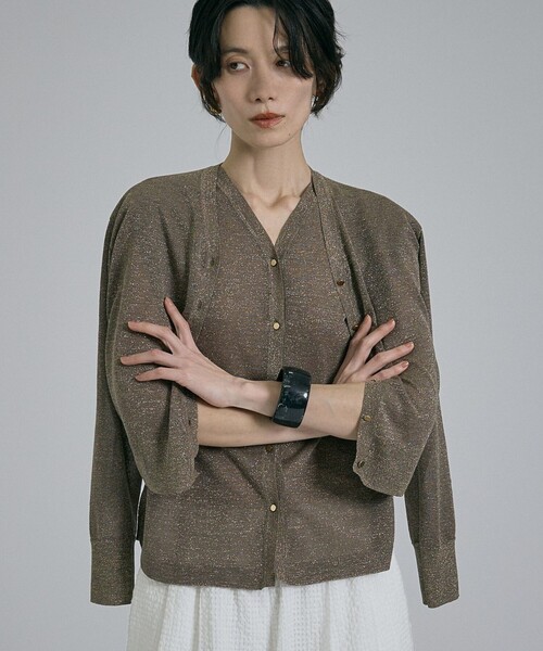qualite(カリテ)の「【昨年大人気アイテム!新色追加】ラメニットカーディガン シアー 春服 夏服 オフィスカジュアル 羽織り(カーディガン/ボレロ・レディース・チャコールグレー/シルバー/その他/ブラウン・フリー)」の14枚目の写真