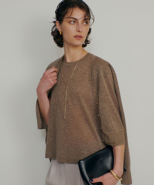 qualite(カリテ)の「【昨年大人気アイテム!新色追加】ラメニットカーディガン シアー 春服 夏服 オフィスカジュアル 羽織り(カーディガン/ボレロ・レディース・チャコールグレー/シルバー/その他/ブラウン・フリー)」の1枚目の写真