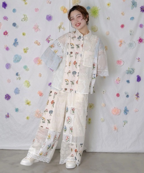 ScoLar(スカラー)の「ScoLar/スカラー レース刺繍パッチワークシャツ(シャツ/ブラウス・レディース・ブラック/ホワイト・FREE)」の11枚目の写真