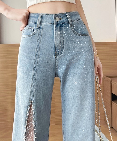 LUCPY(ラクピー)の「レース切替ワイドデニムパンツ(デニムパンツ・レディース・ブラック/ライトブルー・LARGE/MEDIUM/SMALL/X-SMALL)」の4枚目の写真