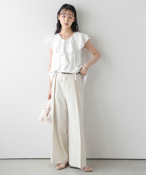 AMELY(エミリー)の「サテン調 ラッフルフリルブラウス(シャツ/ブラウス・レディース・ピンク/ホワイト/ブラック・フリー)」の16枚目の写真