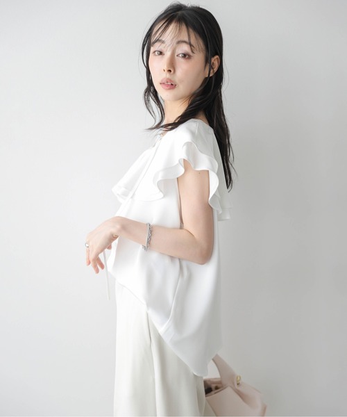 AMELY(エミリー)の「サテン調 ラッフルフリルブラウス(シャツ/ブラウス・レディース・ピンク/ホワイト/ブラック・フリー)」の19枚目の写真