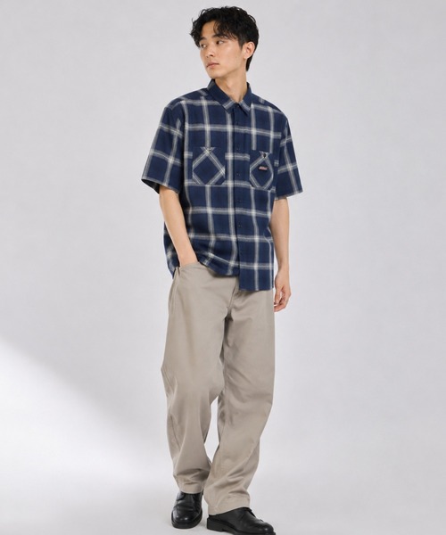 Dickies(ディッキーズ)の「【GENUINE Dickies/ ジェニュインデッキーズ】パナマ織 オンブレチェック 半袖ワークシャツ(シャツ/ブラウス・メンズ・ネイビー/オフホワイト/ブラック・M/L/XL)」の19枚目の写真