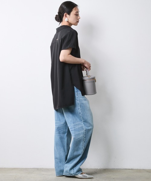 CHIC STYLE(シックスタイル)の「フレンチスリーブスキッパーシャツ<大きいサイズ有>シックスタイル(シャツ/ブラウス・レディース・ブラック/モカ・M/3L/LL/L/4L/5L)」の9枚目の写真
