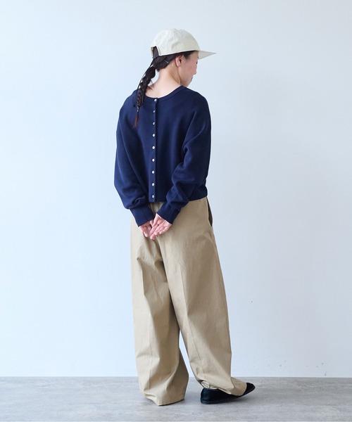 yuni(ユニ )の「Cotton smooth short 2way cardigan(カーディガン/ボレロ・レディース・グレー/ネイビー・FREE)」の9枚目の写真