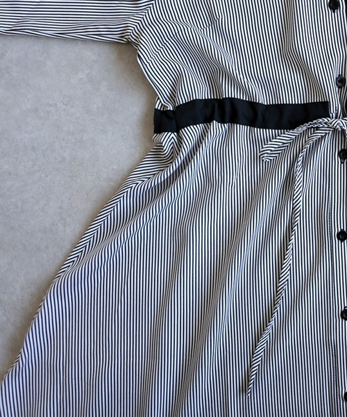 antiqua(アンティカ)の「ストライプ柄 切替 シャツワンピース(シャツワンピース・レディース・ブラック・ONESIZE)」の10枚目の写真
