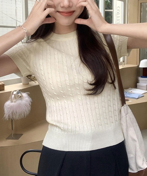 Flugge(フラッジー)の「半袖ニットトップス(ニット/セーター・レディース・グレー・LARGE/MEDIUM)」の4枚目の写真