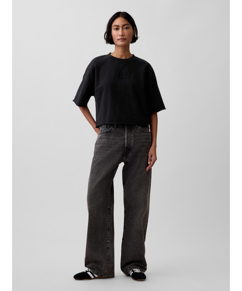 GAP（ギャップ）の「フレンチテリー オーバーサイズ 裾ロールアップ クロップドスウェットシャツ（スウェット・レディース・ブラック/ベージュ/ブラウン・S/M/L/XXS/XS/XL）」の22枚目の写真