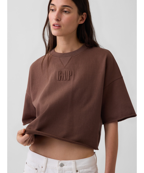 GAP（ギャップ）の「フレンチテリー オーバーサイズ 裾ロールアップ クロップドスウェットシャツ（スウェット・レディース・ブラック/ベージュ/ブラウン・S/M/L/XXS/XS/XL）」の2枚目の写真