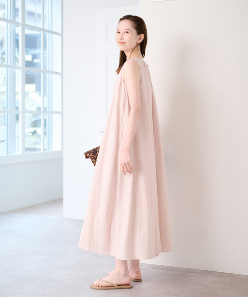 U by SPICK&SPAN(ユーバイスピックアンドスパン)の「コットンリネンバックギャザーワンピース(ワンピース・レディース・グリーン/ピンク/ベージュ・36/38)」の17枚目の写真