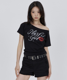 コニー ミスフィット キス グリッター オフショルダーTシャツ / ブラック