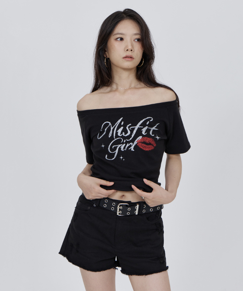 CONY（コール アウト ニューイヤー）の「コニー ミスフィット キス グリッター オフショルダーTシャツ / ブラック（Tシャツ/カットソー・レディース・その他・OS）」の6枚目の写真