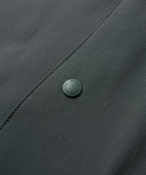 MODE COMMUTER（モードコミューター）の「Relaxed-Fit Hooded Vest（ベスト・メンズ・ダークグリーン・SMALL/MEDIUM/LARGE）」の12枚目の写真