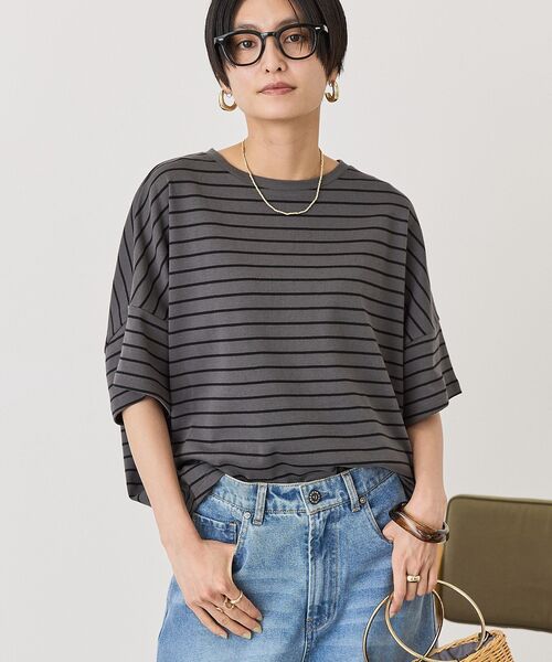 AMERICAN HOLIC（アメリカンホリック）の「【UVカット・接触冷感】ボーダーコクーンプルオーバー（Tシャツ/カットソー・レディース・チャコールグレー/カーキ系1/オフホワイト・L/M）」の14枚目の写真
