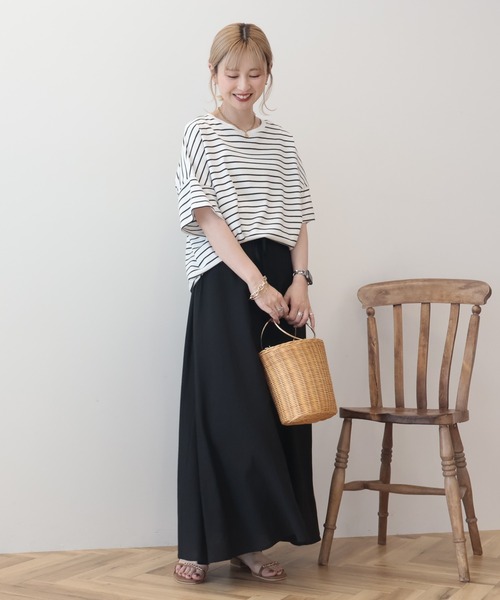 AMERICAN HOLIC（アメリカンホリック）の「【UVカット・接触冷感】ボーダーコクーンプルオーバー（Tシャツ/カットソー・レディース・チャコールグレー/カーキ系1/オフホワイト・L/M）」の4枚目の写真