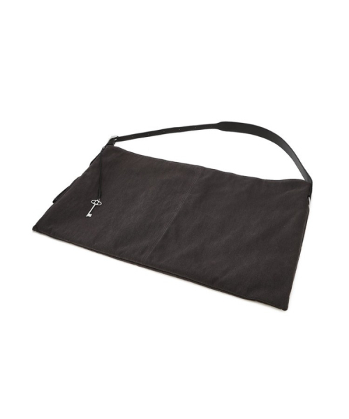 athe（アテ）の「[Trace] ダークグレー トラッセ ショルダーバッグ AABA6F870G3（ショルダーバッグ・レディース・ダークグレー・FREE）」の6枚目の写真