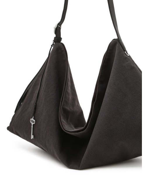 athe（アテ）の「[Trace] ダークグレー トラッセ ショルダーバッグ AABA6F870G3（ショルダーバッグ・レディース・ダークグレー・FREE）」の9枚目の写真