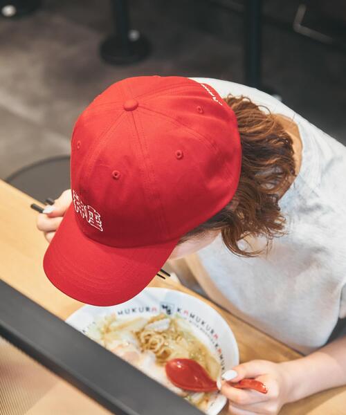 Collaboration URBAN RESEARCH(コラボレーションアーバンリサーチ)の「KAMUKURA×UR CAP Kamukura(キャップ・レディース・ブラック/レッド・ONE)」の13枚目の写真