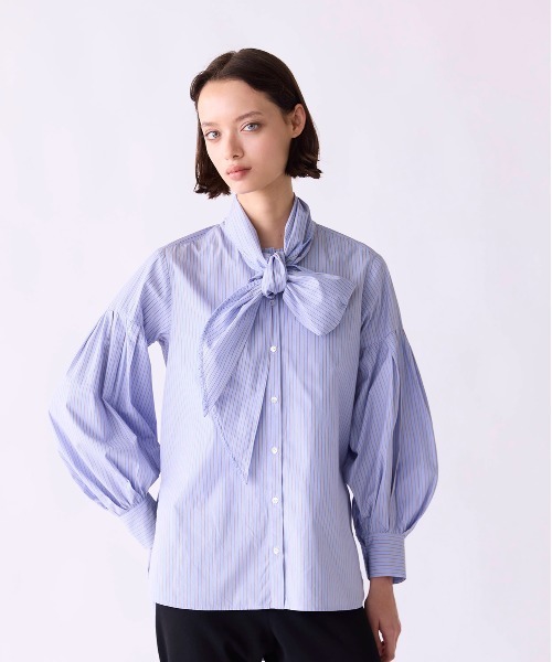 Marilyn Moon(マリリンムーン)の「stripe embroidery tie blouse(シャツ/ブラウス・レディース・ブルー/ダークグレー/ライトグレー・FREE)」の4枚目の写真
