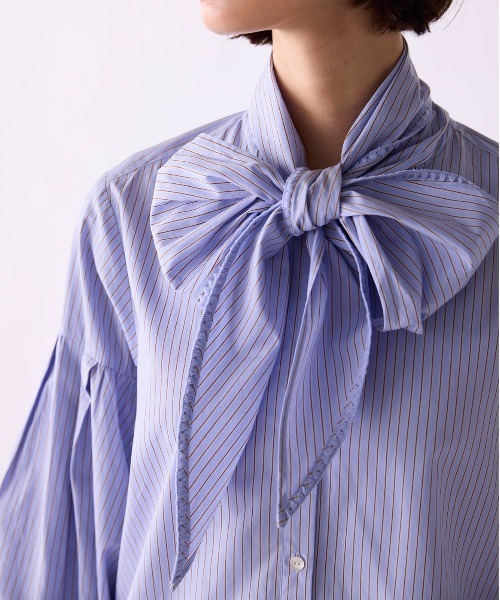 Marilyn Moon(マリリンムーン)の「stripe embroidery tie blouse(シャツ/ブラウス・レディース・ブルー/ダークグレー/ライトグレー・FREE)」の6枚目の写真