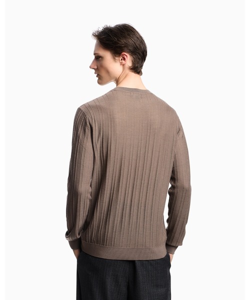 EMPORIO ARMANI(エンポリオアルマーニ)の「【エンポリオ アルマーニ】セーター バージンウール エンボスジャカードパターン(ニット/セーター・メンズ・ブラック系1/ブラウン系/ネイビー系・LARGE/MEDIUM/SMALL/X-LARGE/X-SMALL)」の9枚目の写真