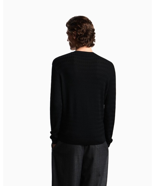 EMPORIO ARMANI(エンポリオアルマーニ)の「【エンポリオ アルマーニ】セーター バージンウール エンボスジャカードパターン(ニット/セーター・メンズ・ブラック系1/ブラウン系/ネイビー系・LARGE/MEDIUM/SMALL/X-LARGE/X-SMALL)」の14枚目の写真
