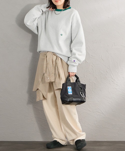 Champion（チャンピオン）の「【WEB先行予約】[Champion/チャンピオン] 別注 スリーアイコン ロゴ刺繍スウェット（スウェット・レディース・ブラウン/ネイビー/ブラック/チャコール/オートミール/グレー・S/L/M）」の10枚目の写真