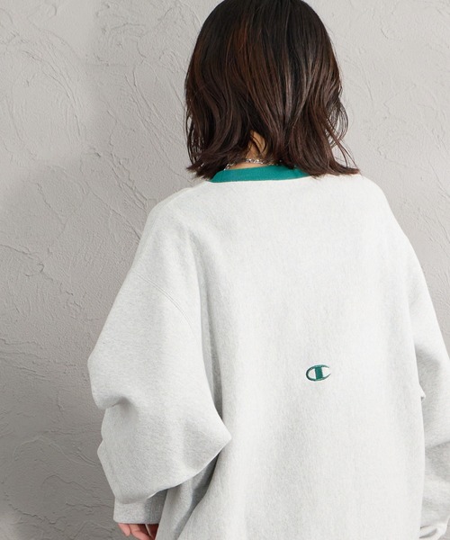 Champion（チャンピオン）の「【WEB先行予約】[Champion/チャンピオン] 別注 スリーアイコン ロゴ刺繍スウェット（スウェット・レディース・ブラウン/ネイビー/ブラック/チャコール/オートミール/グレー・S/L/M）」の17枚目の写真