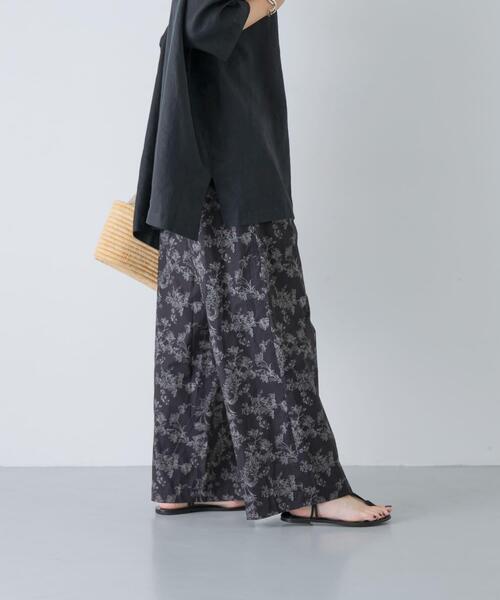 かぐれ(カグレ)の「コットンプリントイージーパンツ(その他パンツ・レディース・レッド系その他/ブラック系その他・FREE)」の2枚目の写真