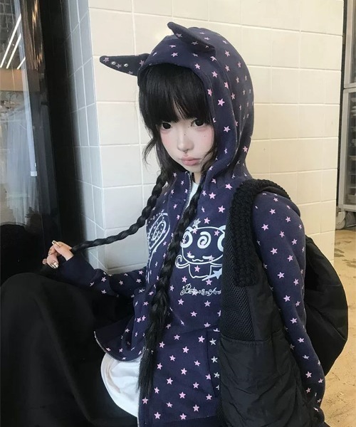 GEMEDA(ジェメダ)の「可愛い耳デザインフード付きジップパーカー(パーカー・レディース・ネイビー・M)」の6枚目の写真