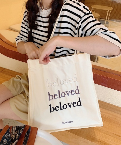 Mejoul（メジュール）の「【2026秋冬新】グラデーションロゴ刺繍キャンバストートバッグ（トートバッグ・レディース・ベージュ/ブルー・F）」の6枚目の写真