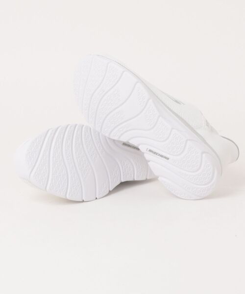 SKECHERS（スケッチャーズ）の「SKECHERS スケッチャーズ SWIFT FIT スウィフトフィット SOLE PROVIDER-QUICK EASY 軽量 レディーススニーカー(ソールプロバイダー) 897936（スニーカー・レディース・グレー系その他/ホワイト系その他・22.5cm/23.0cm/23.5cm/24.0cm/24.5cm/25.0cm）」の4枚目の写真