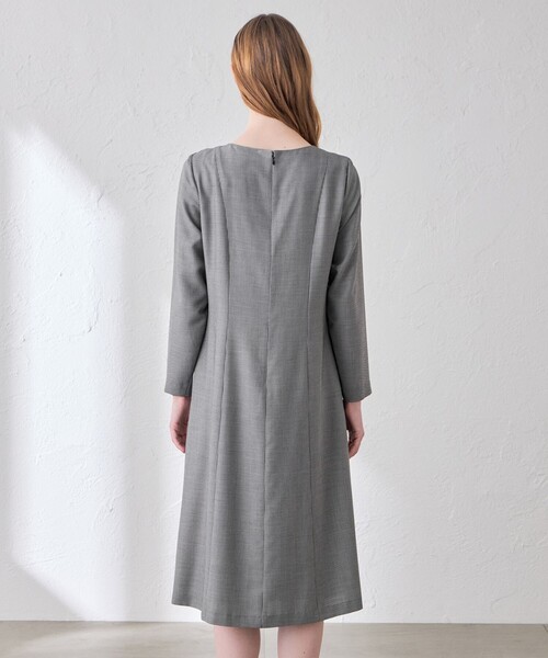 MACKINTOSH LONDON（マッキントッシュ ロンドン）の「キュプラポリエステルワンピース（ワンピース・レディース・ブラック/ベージュ・38/40）」の8枚目の写真
