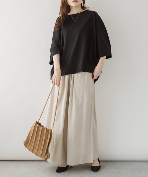 ElegChic(エレグシック)の「ボートネック7分袖ドルマンTシャツ(Tシャツ/カットソー・レディース・ブラック/チャコールグレー/グレイッシュベージュ/オフホワイト・M/XL/4L)」の3枚目の写真