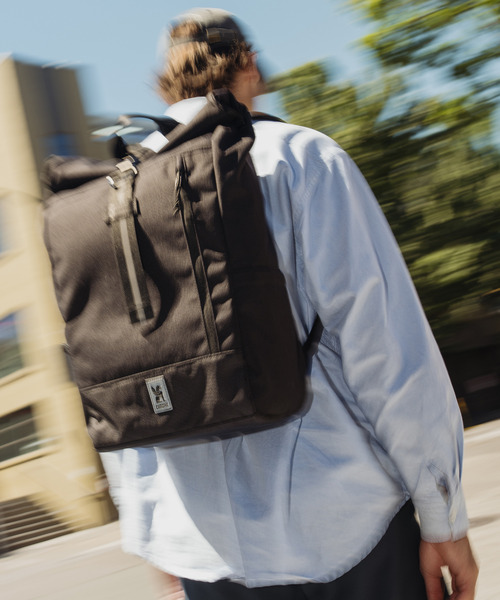 CHROME（クローム）の「［ CHROME / クローム ］INITIATE 26L PACK / イニシエイト パック 耐水 ボディバッグ 容量：26L（バックパック/リュック・メンズ・ベージュ/サックスブルー/ブラック・FREE）」の9枚目の写真