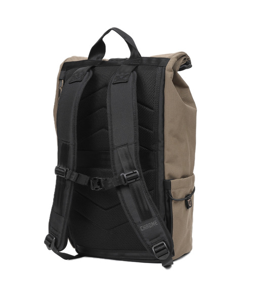 CHROME（クローム）の「［ CHROME / クローム ］INITIATE 26L PACK / イニシエイト パック 耐水 ボディバッグ 容量：26L（バックパック/リュック・メンズ・ベージュ/サックスブルー/ブラック・FREE）」の4枚目の写真