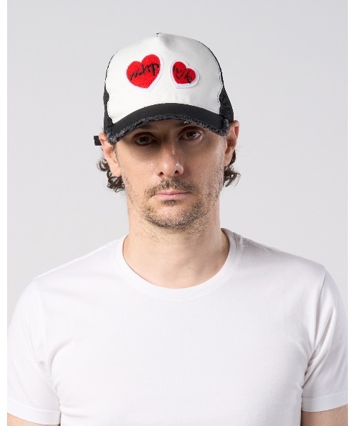 wjk(ダヴルジェイケイ)の「2-heart patch cut-off mesh cap(キャップ・メンズ・ブラック×ピンク/ホワイト×レッド/ホワイト×ピンク・FREE)」の9枚目の写真