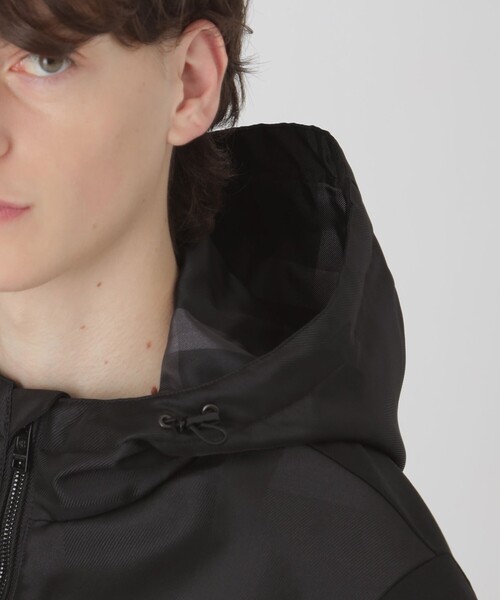 BLACK LABEL CRESTBRIDGE(ブラックレーベル・クレストブリッジ)の「【BLACK lab.】シャドーチェックハイブリッドパーカー(ブルゾン・メンズ・ブラック/ホワイト系その他/ブラウン系その他5・XL/L/M)」の18枚目の写真