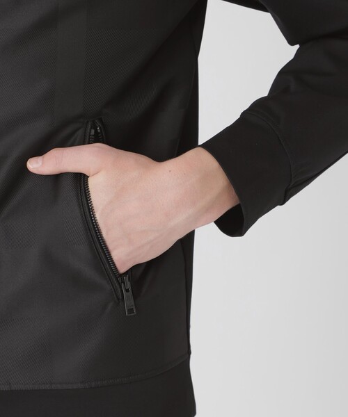 BLACK LABEL CRESTBRIDGE(ブラックレーベル・クレストブリッジ)の「【BLACK lab.】シャドーチェックハイブリッドパーカー(ブルゾン・メンズ・ブラック/ホワイト系その他/ブラウン系その他5・XL/L/M)」の19枚目の写真