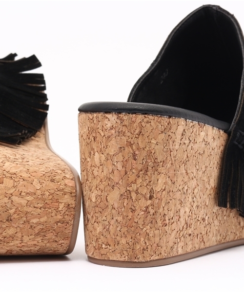 Khaju（カージュ）の「casselini: フリンジサンダル（サンダル・レディース・ブラック/キャメル・30/40/35）」の8枚目の写真