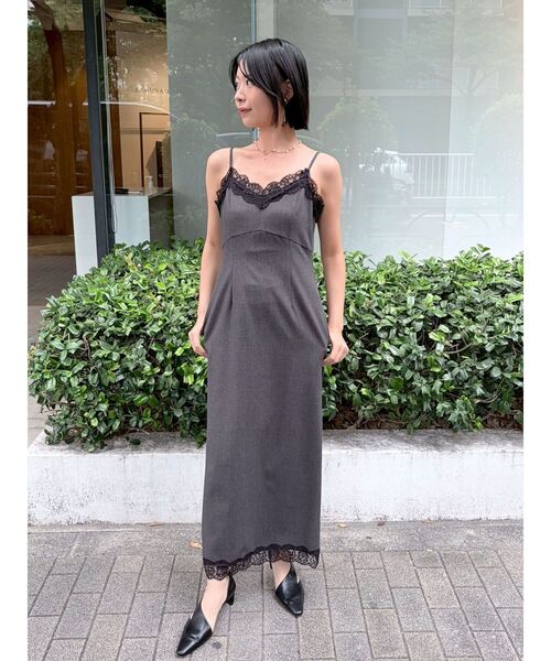 LAGUNAMOON(ラグナムーン)の「【20周年記念】LADYレーストリムキャミワンピース(ワンピース・レディース・ベージュ/チャコールグレー・SMALL/MEDIUM)」の20枚目の写真