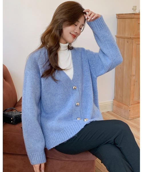 BIRTHDAY BASH(バースデイバッシュ)の「METAL BUTTON CARDIGAN(メタルボタンニットカーディガン)(カーディガン/ボレロ・レディース・パープル/ブルー・FREE)」の19枚目の写真