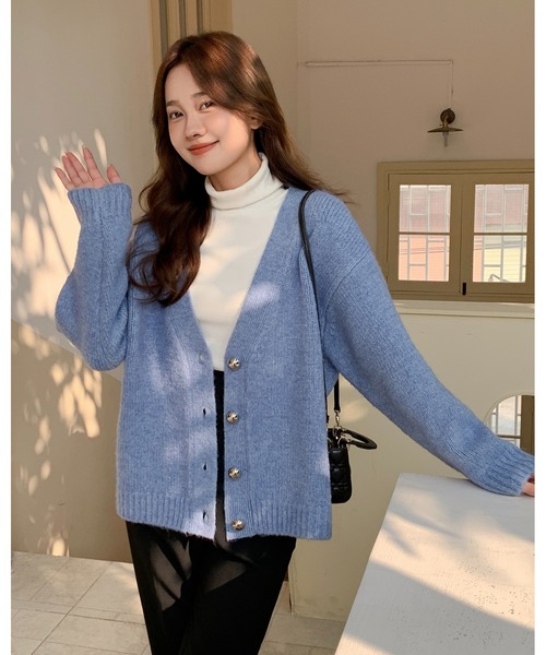 BIRTHDAY BASH(バースデイバッシュ)の「METAL BUTTON CARDIGAN(メタルボタンニットカーディガン)(カーディガン/ボレロ・レディース・パープル/ブルー・FREE)」の21枚目の写真